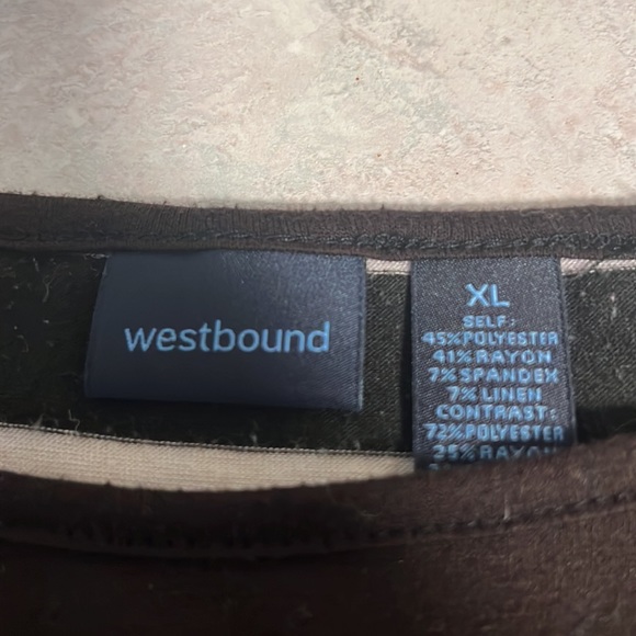 Westbound 3/4 sleeve top - Picture 2 of 2